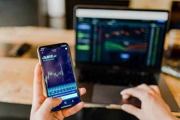 The role of fintech in transforming real estate transactions